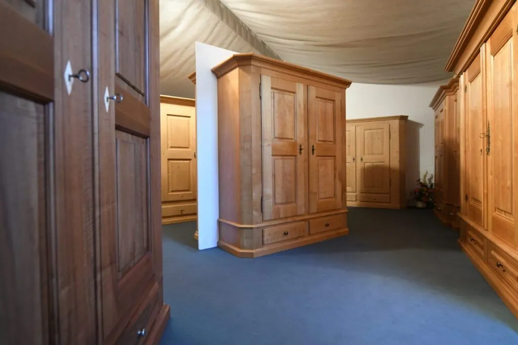 Moebel Tschannen Holz