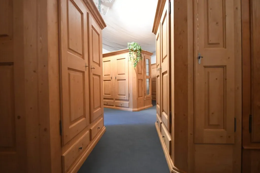 Moebel Tschannen Holz