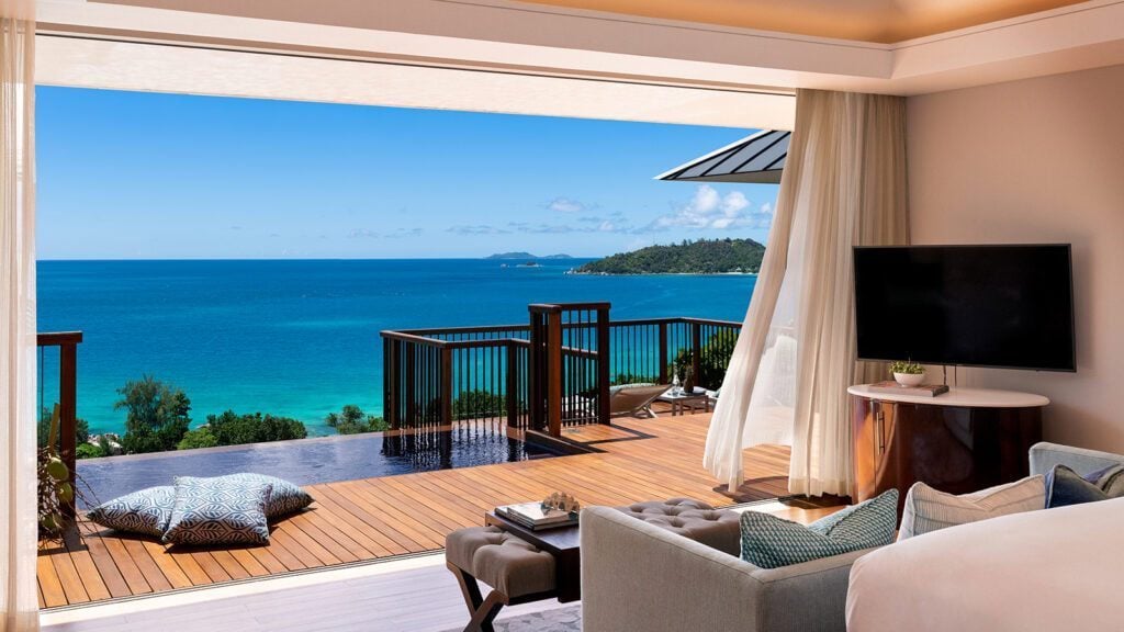 Raffles Seychelles ******